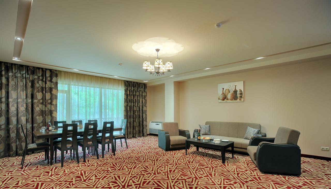 Aghveran Ararat Resort Hotel Arzakan Bagian luar foto