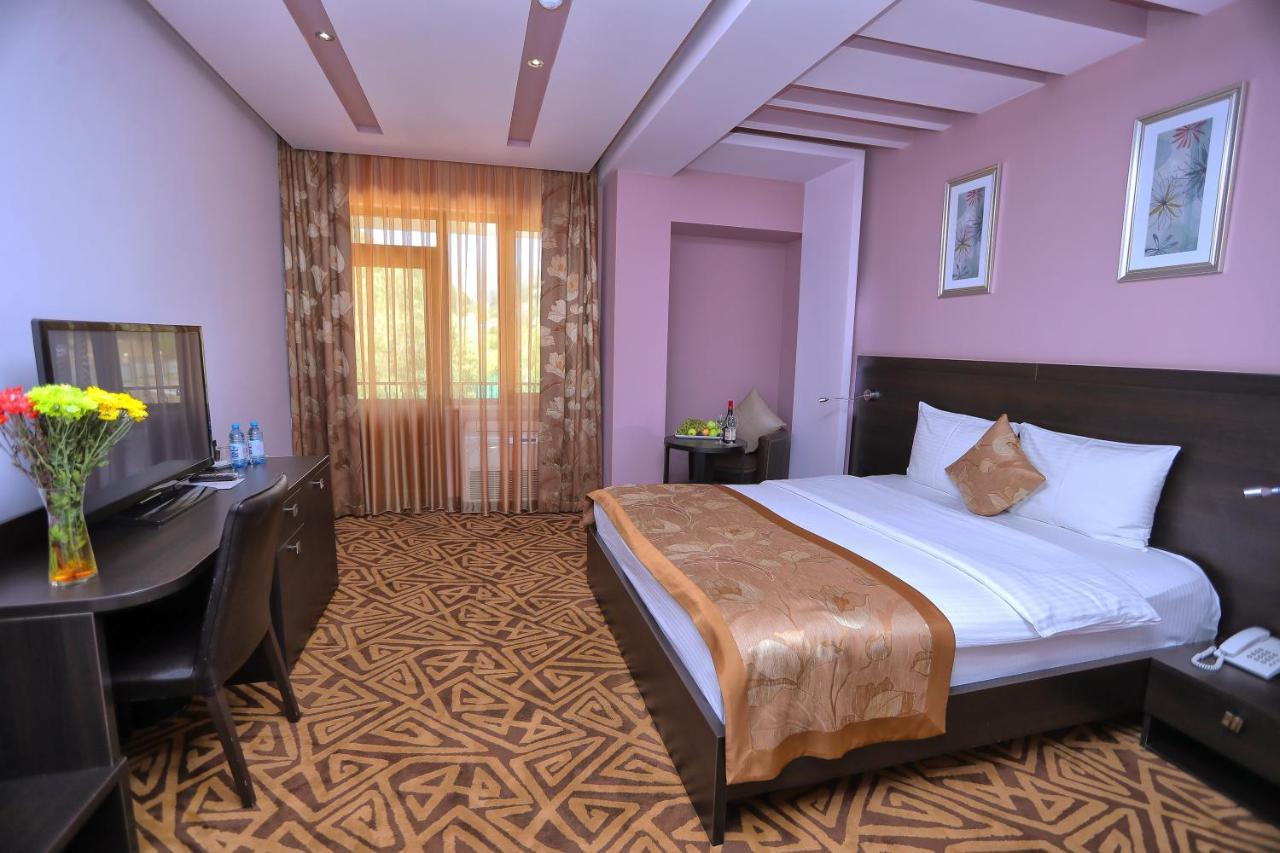 Aghveran Ararat Resort Hotel Arzakan Bagian luar foto