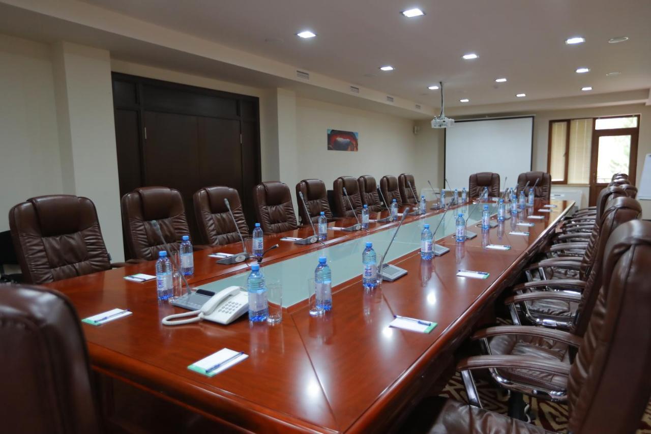 Aghveran Ararat Resort Hotel Arzakan Bagian luar foto