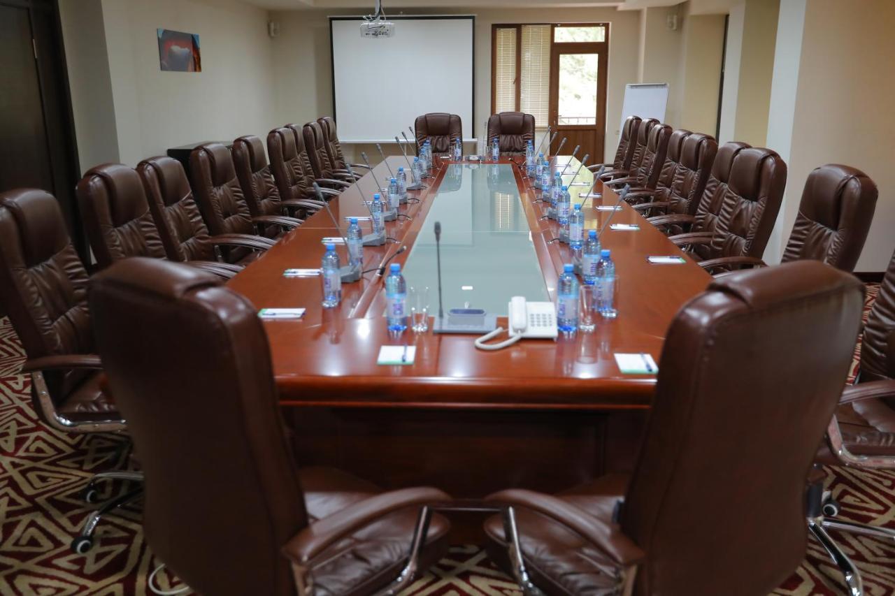 Aghveran Ararat Resort Hotel Arzakan Bagian luar foto