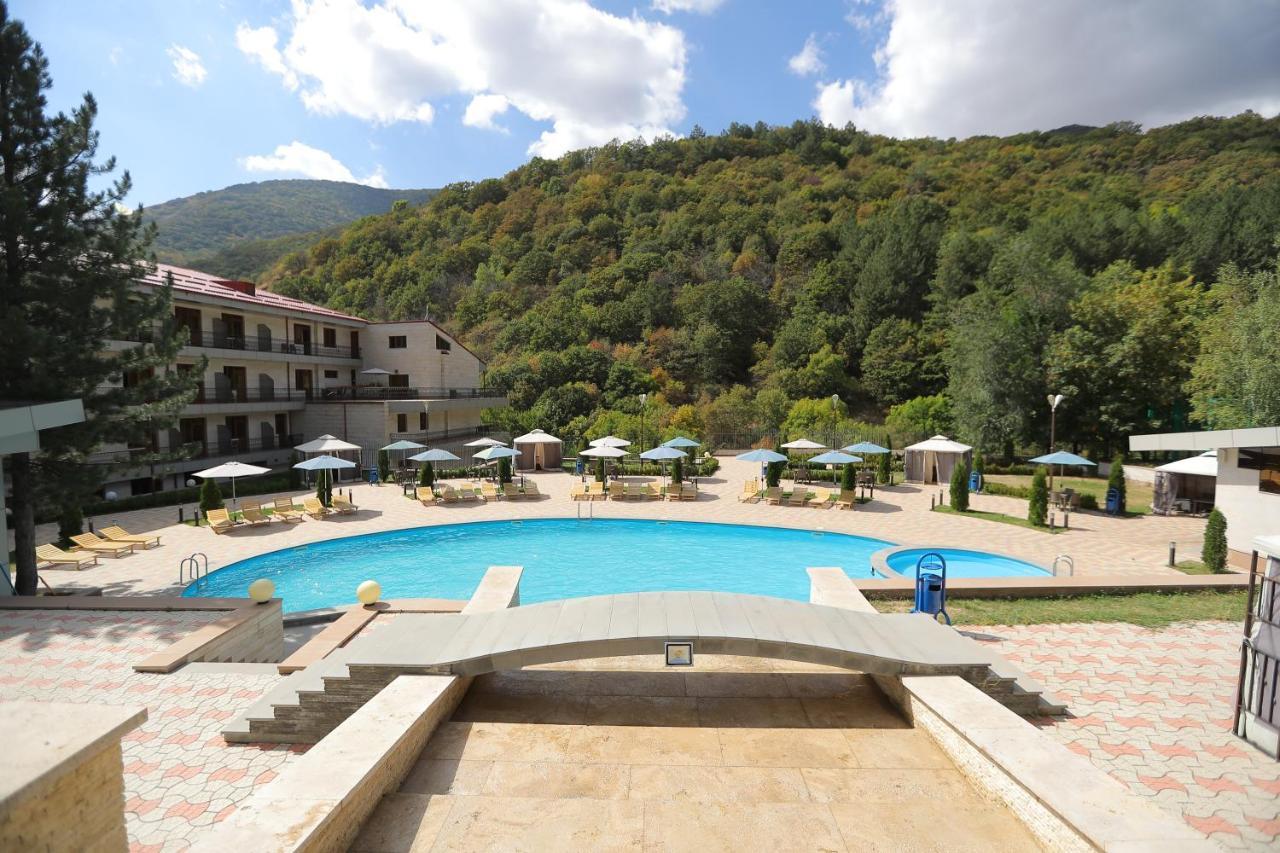 Aghveran Ararat Resort Hotel Arzakan Bagian luar foto
